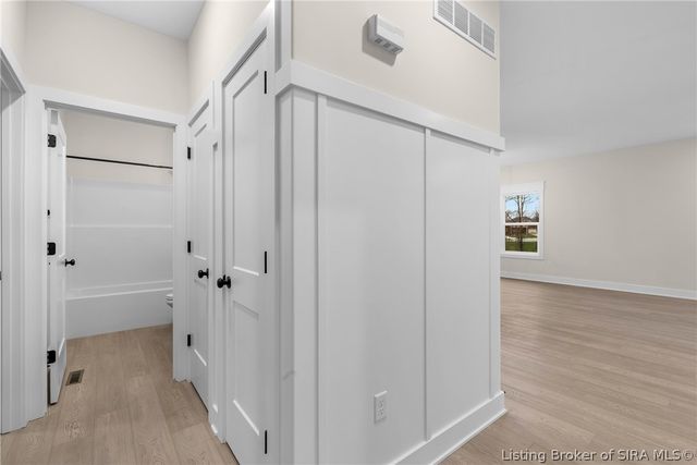 4657 Red Tail Ridge 240, Jeffersonville, IN 47130