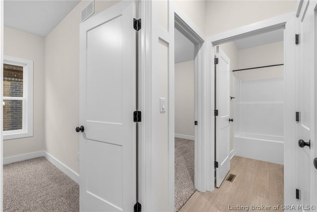 4657 Red Tail Ridge 240, Jeffersonville, IN 47130