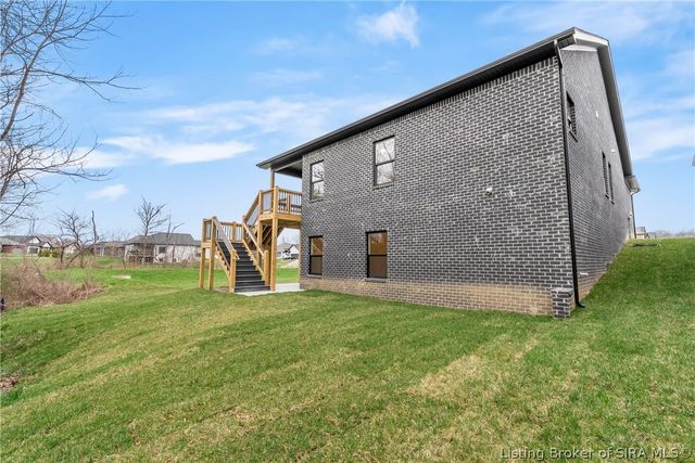 4657 Red Tail Ridge 240, Jeffersonville, IN 47130