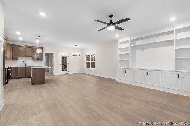 4657 Red Tail Ridge 240, Jeffersonville, IN 47130