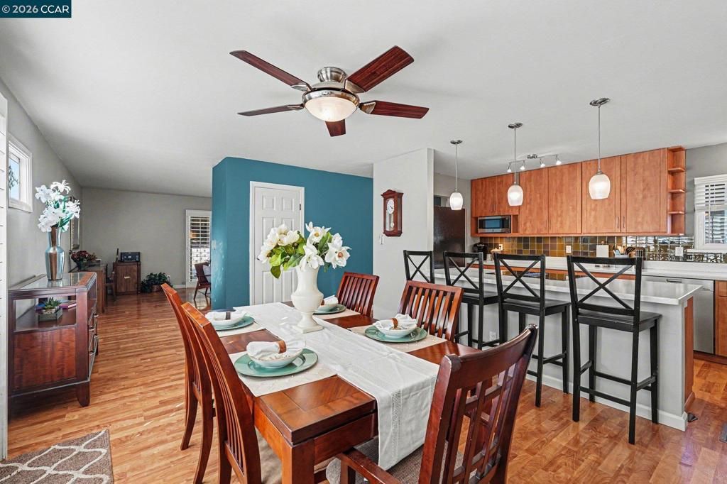 Image 9 of property listing at 236 Appalachian Dr, Martinez, CA 94553