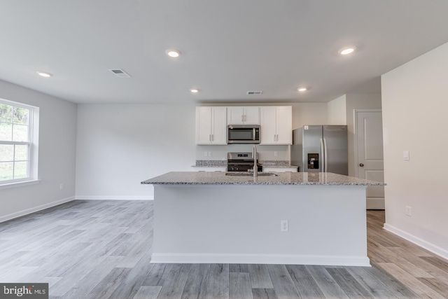 5205 CROOKED LN, Stephens City, VA 22655