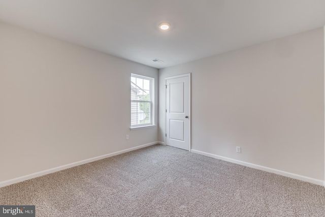 5205 CROOKED LN, Stephens City, VA 22655