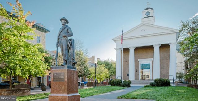 5205 CROOKED LN, Stephens City, VA 22655