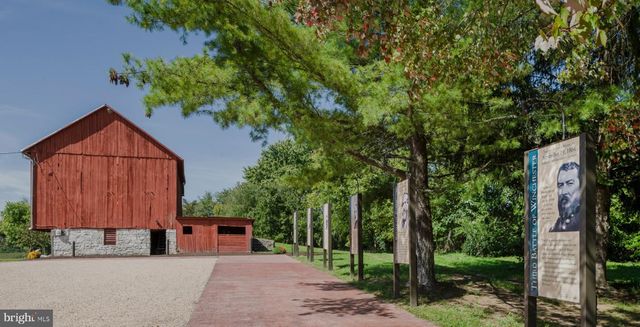 5205 CROOKED LN, Stephens City, VA 22655