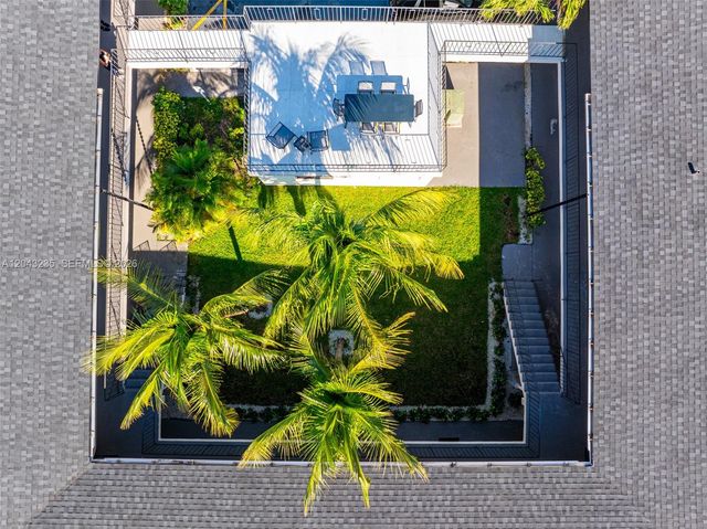 1310 W 29th Street 40, Hialeah, FL 33012