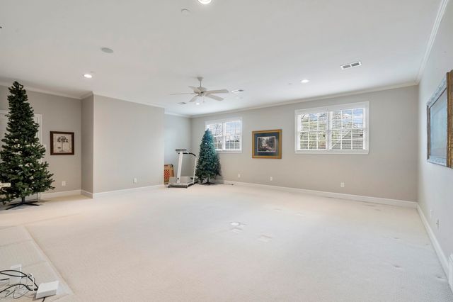 1186 LAKE POINT DR E, Collierville, TN 38017