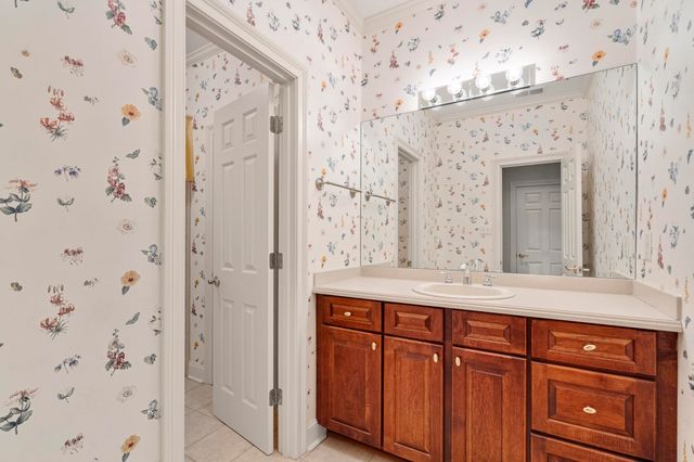 1186 LAKE POINT DR E, Collierville, TN 38017