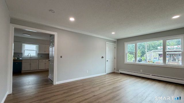 186 York Street, West Haven, CT 06516