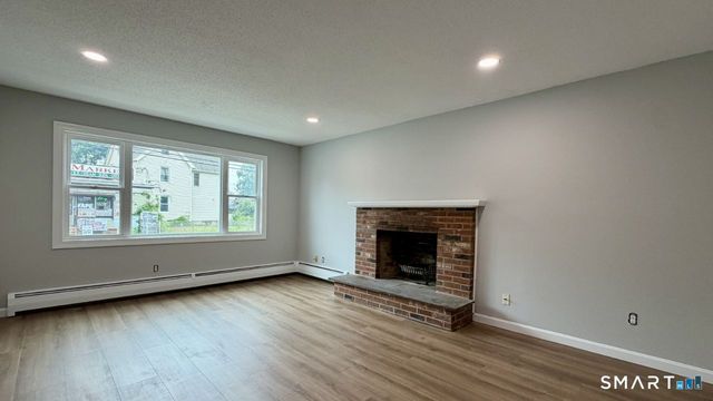 186 York Street, West Haven, CT 06516