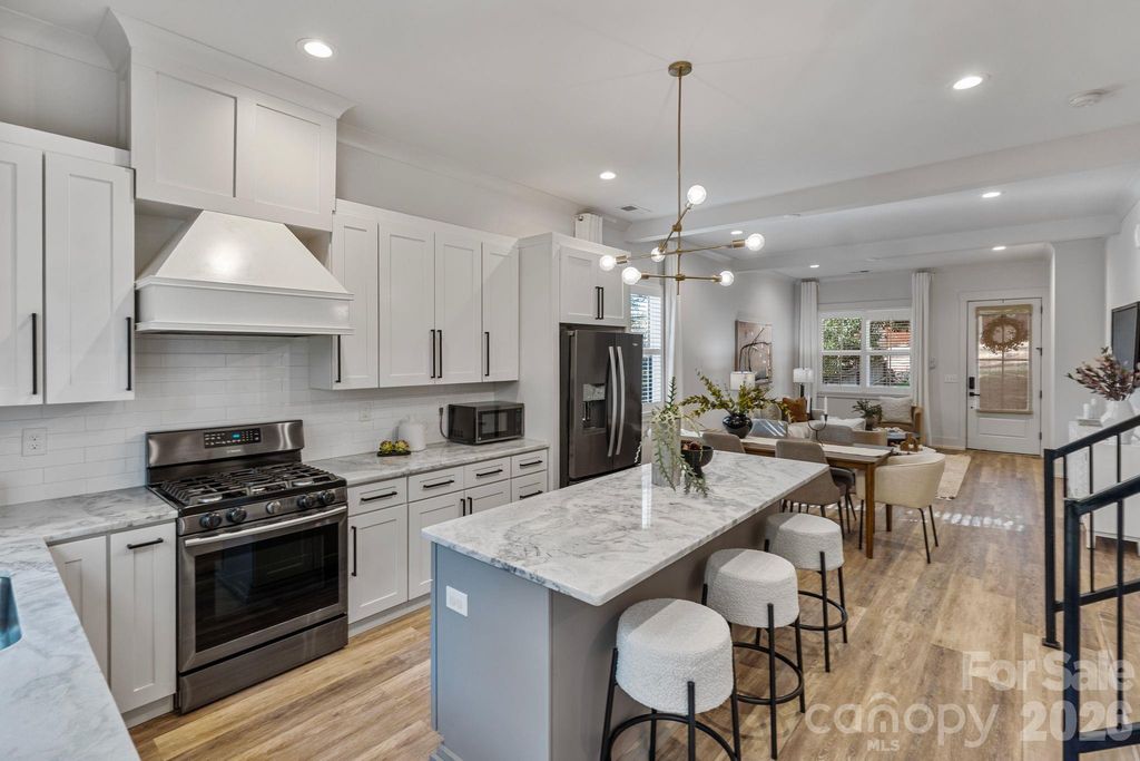 3017 Palm Avenue, Charlotte, NC 28205