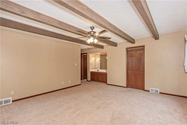 4809 Westbourne Road, Lyndhurst, OH 44124