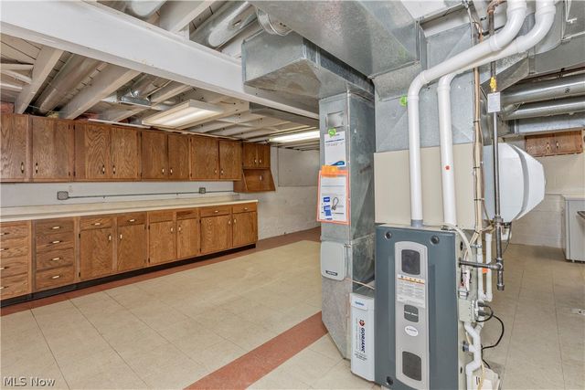 4809 Westbourne Road, Lyndhurst, OH 44124