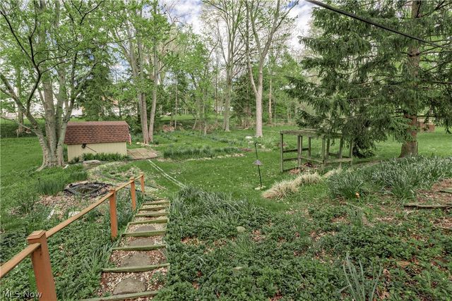 4809 Westbourne Road, Lyndhurst, OH 44124