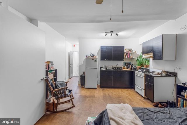 129-131 W SUSQUEHANNA AVE, Philadelphia, PA 19122