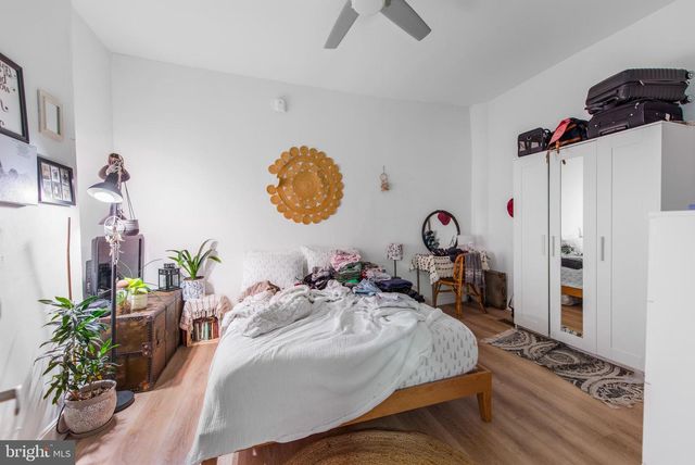 129-131 W SUSQUEHANNA AVE, Philadelphia, PA 19122