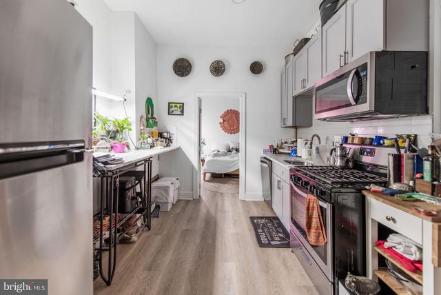 129-131 W SUSQUEHANNA AVE, Philadelphia, PA 19122