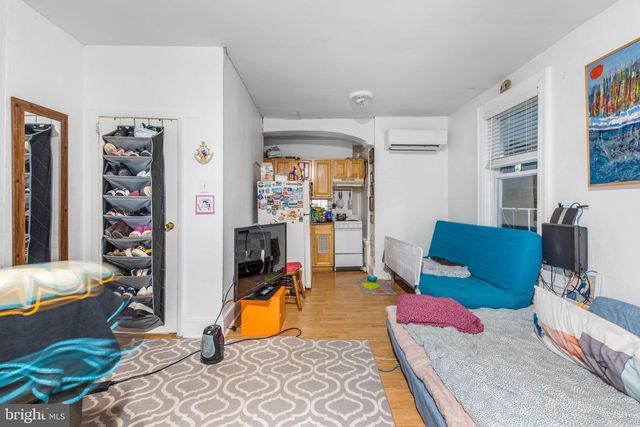 129-131 W SUSQUEHANNA AVE, Philadelphia, PA 19122