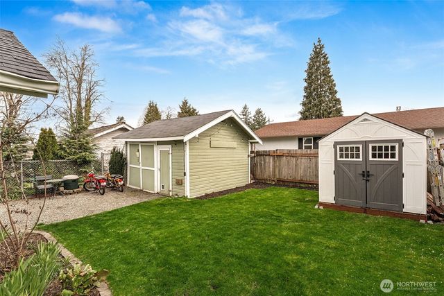 3011 Division Street, Enumclaw, WA 98022