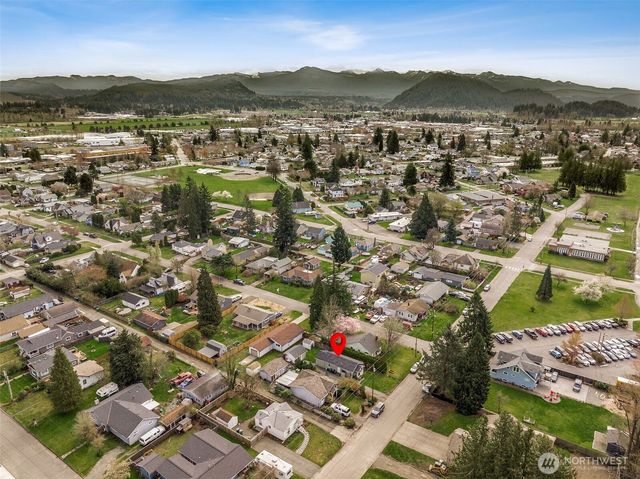3011 Division Street, Enumclaw, WA 98022