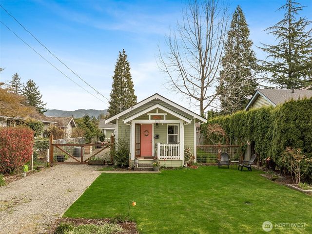 3011 Division Street, Enumclaw, WA 98022