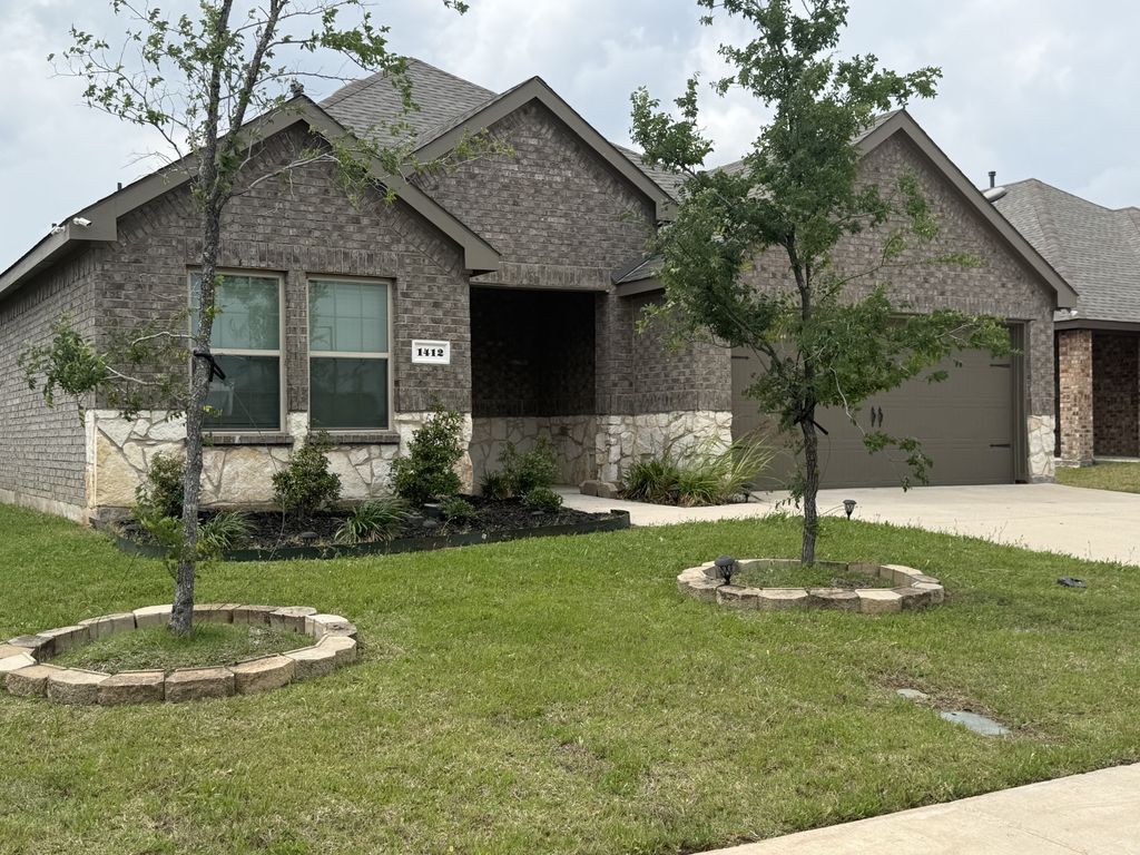 1412 Chestnut Cove Drive, Princeton, TX 75407