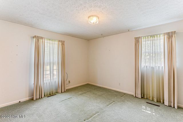 325 Lupin Place, Southern Pines, NC 28387