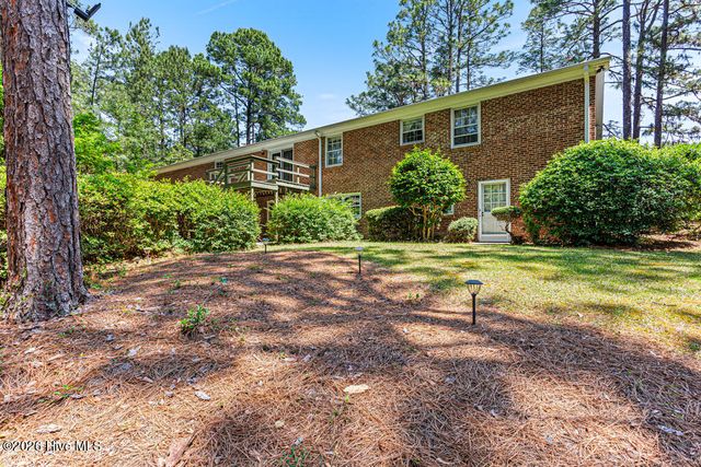 325 Lupin Place, Southern Pines, NC 28387