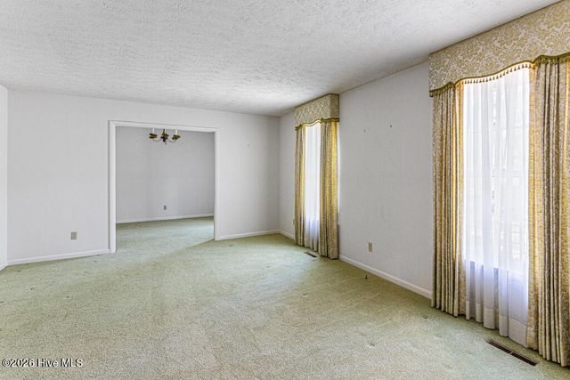 325 Lupin Place, Southern Pines, NC 28387