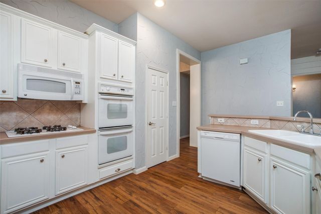 2713 Grand Canyon Court, Mckinney, TX 75072