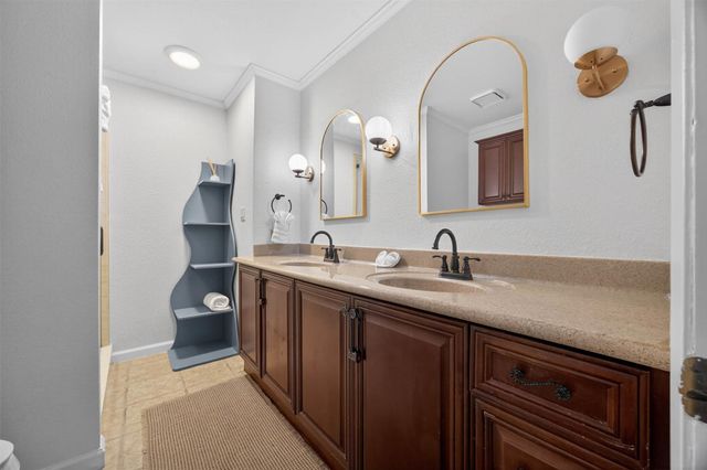 21918 Deaf P Smith Drive, Galveston, TX 77554