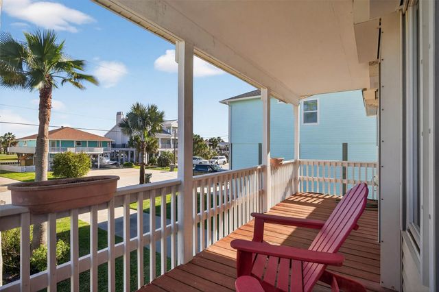 21918 Deaf P Smith Drive, Galveston, TX 77554