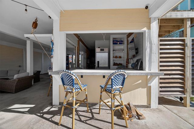 21918 Deaf P Smith Drive, Galveston, TX 77554