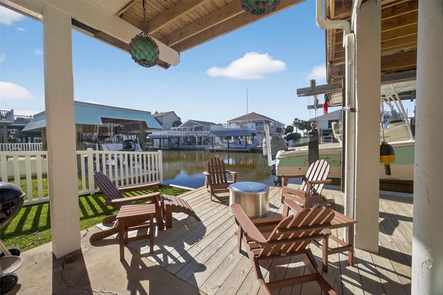 21918 Deaf P Smith Drive, Galveston, TX 77554