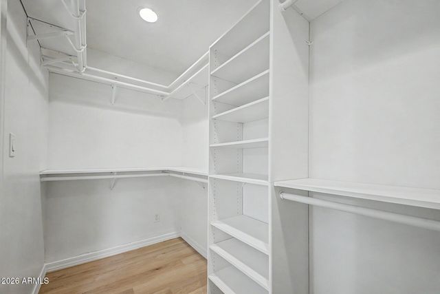 2601 E DAHLIA Drive, Phoenix, AZ 85032