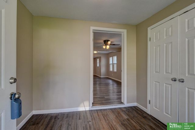 5249 S 52nd Street, Omaha, NE 68117