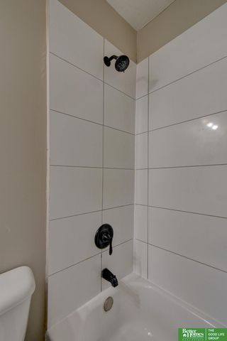 5249 S 52nd Street, Omaha, NE 68117