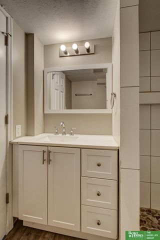 5249 S 52nd Street, Omaha, NE 68117