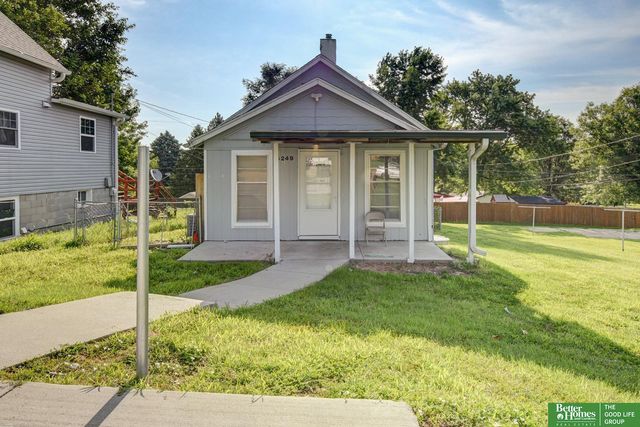 5249 S 52nd Street, Omaha, NE 68117
