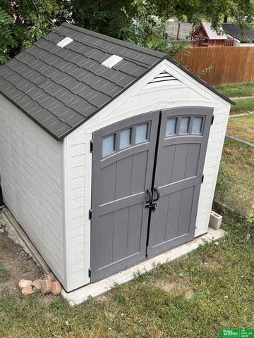 5249 S 52nd Street, Omaha, NE 68117