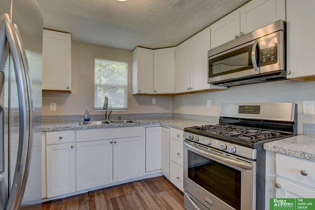 5249 S 52nd Street, Omaha, NE 68117