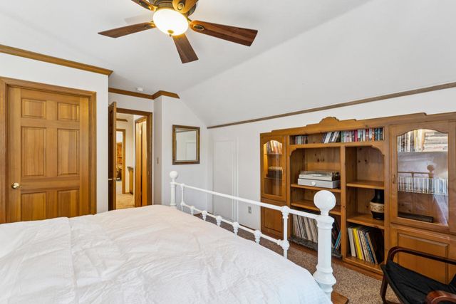 414 Pioneer Road, Lake Arrowhead, CA 92352