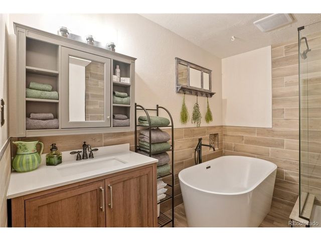 450 Garland St, Lakewood, CO 80226