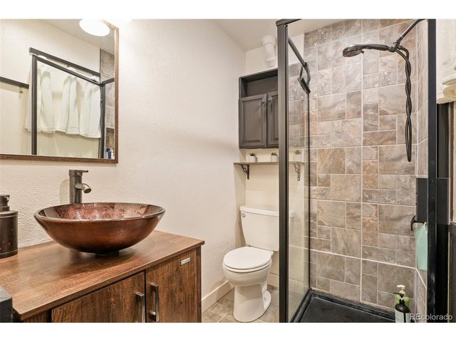450 Garland St, Lakewood, CO 80226