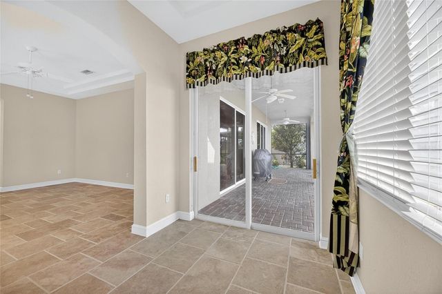 1039 EMERALD DUNES DRIVE, Sun City Center, FL 33573