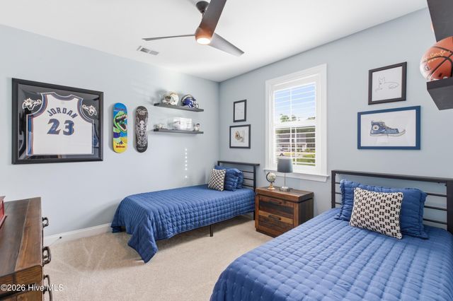 194 Hampton Court, Hampstead, NC 28443