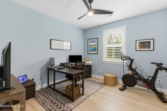 194 Hampton Court, Hampstead, NC 28443