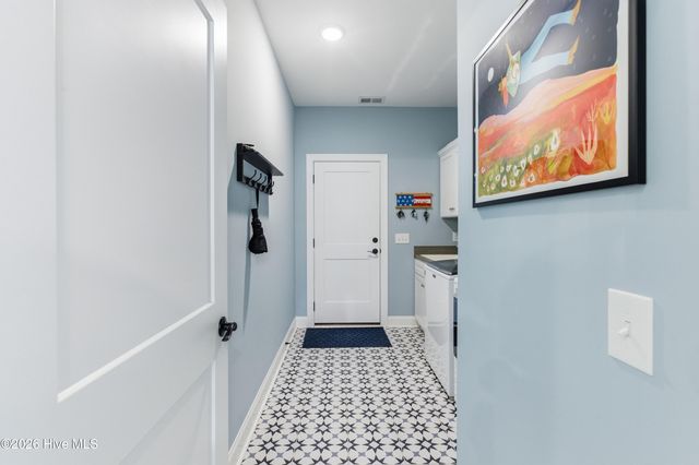 194 Hampton Court, Hampstead, NC 28443