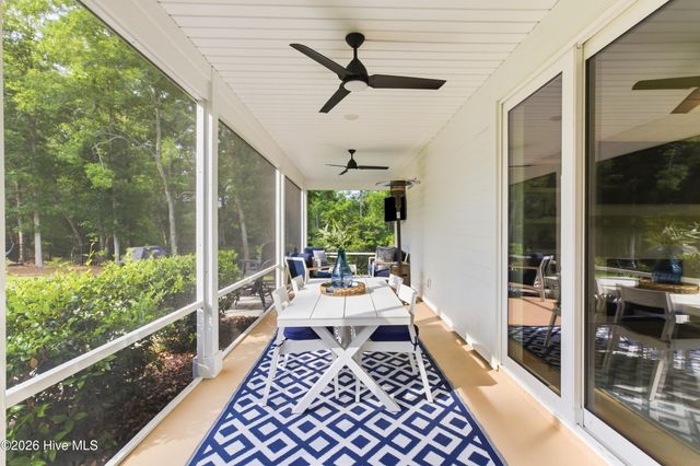 194 Hampton Court, Hampstead, NC 28443