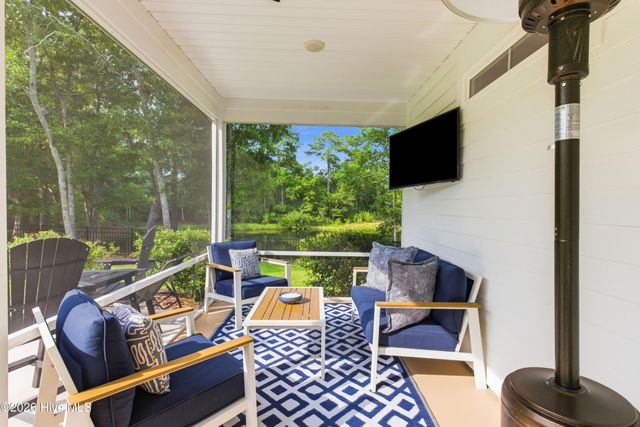 194 Hampton Court, Hampstead, NC 28443